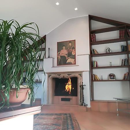 Bed and Breakfast Le Ginestre Казелле-Торинезе Экстерьер фото