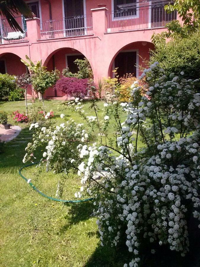 Bed and Breakfast Le Ginestre Казелле-Торинезе Экстерьер фото