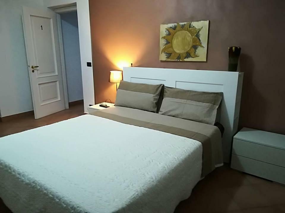 Bed and Breakfast Le Ginestre Казелле-Торинезе Экстерьер фото